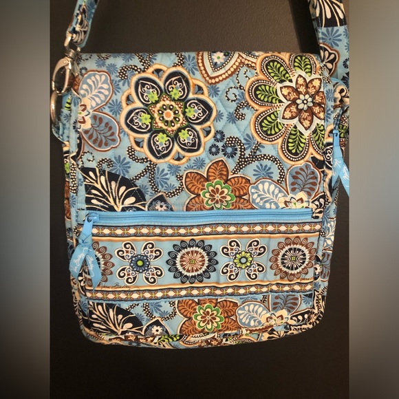 Vera Bradley Handbags - Vera Bradley Bag